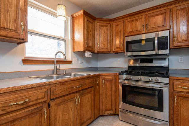 1111 W Verna Lane, Nixa, MO 65714