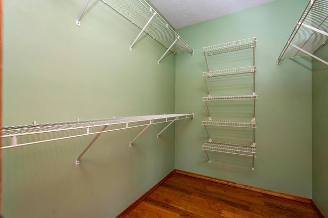 1111 W Verna Lane, Nixa, MO 65714