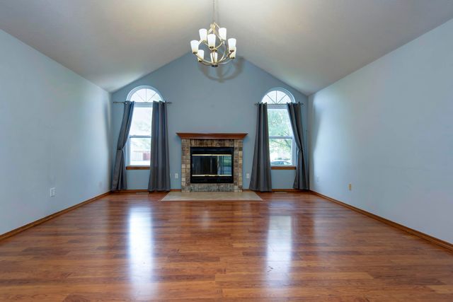 1111 W Verna Lane, Nixa, MO 65714