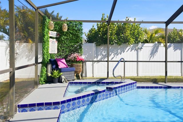 13945 106TH AVENUE, Largo, FL 33774