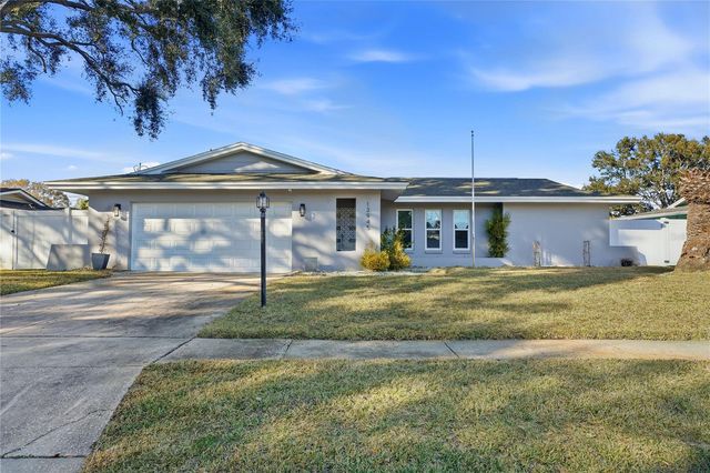 13945 106TH AVENUE, Largo, FL 33774