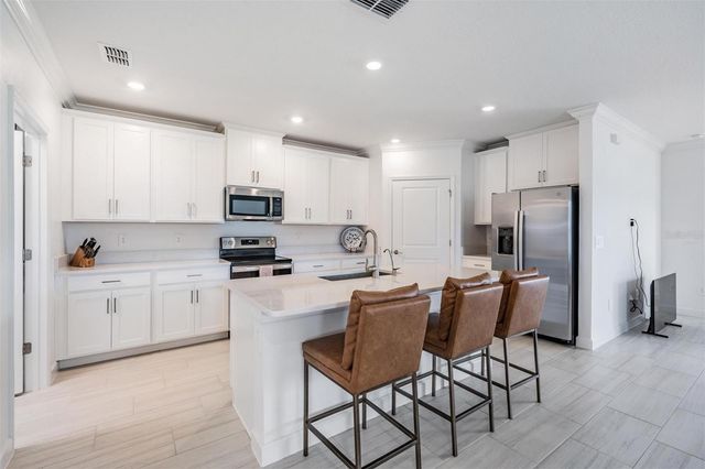 10935 GABLE DIG LOOP, San Antonio, FL 33576
