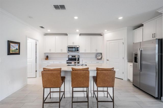 10935 GABLE DIG LOOP, San Antonio, FL 33576