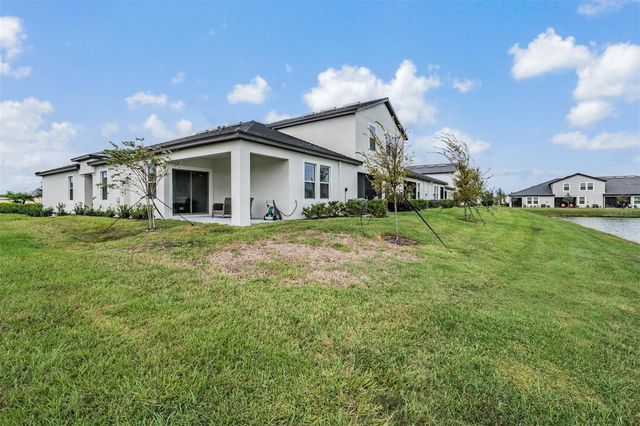 10935 GABLE DIG LOOP, San Antonio, FL 33576