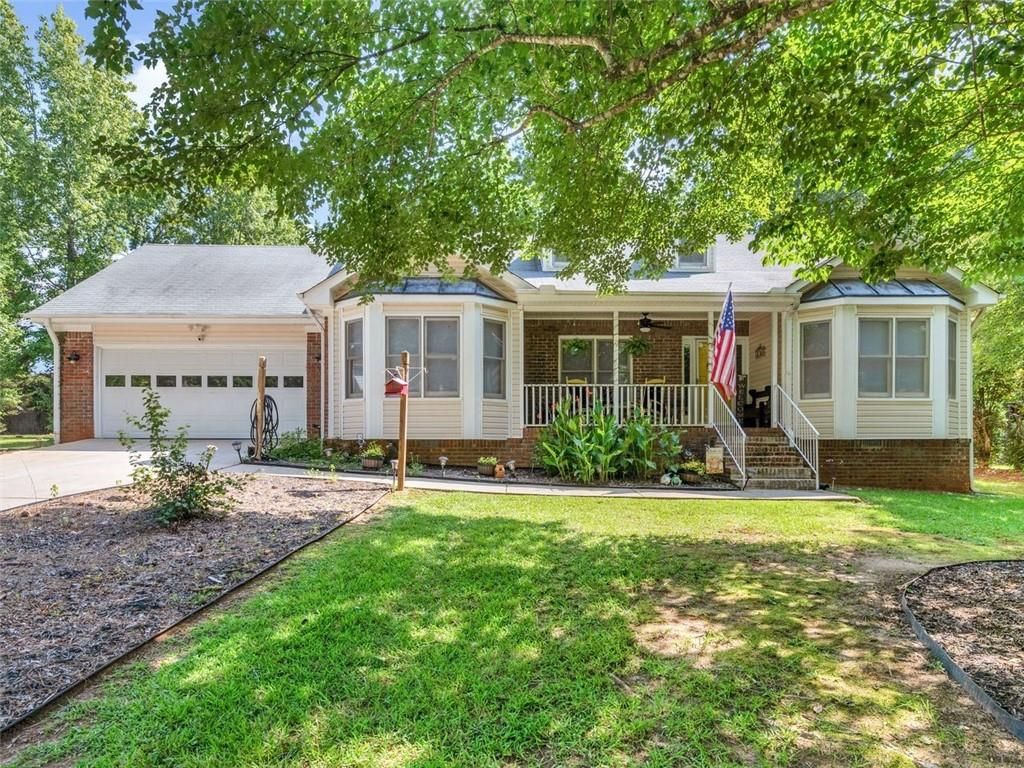 129 Brookhaven Lane, Mcdonough, GA 30253