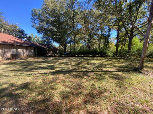 1608 Melrose Place, Clinton, MS 39056