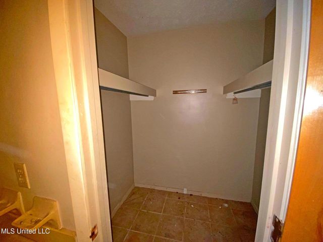 1608 Melrose Place, Clinton, MS 39056