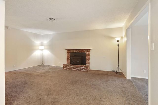 9033 Santa Maria Way, Stockton, CA 95210