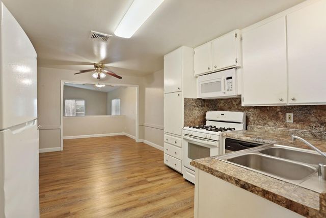 9033 Santa Maria Way, Stockton, CA 95210