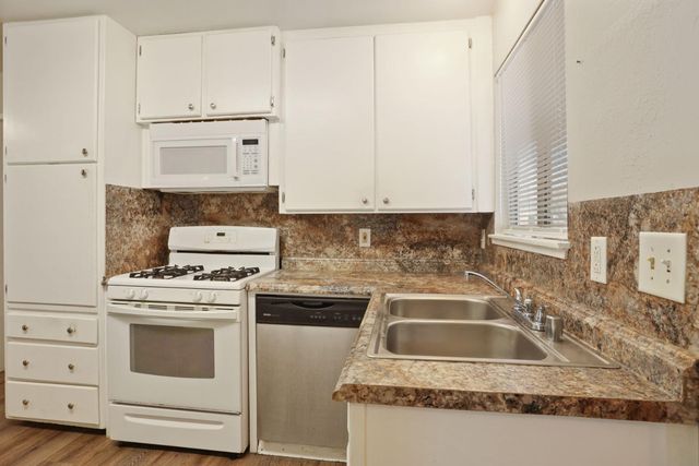 9033 Santa Maria Way, Stockton, CA 95210