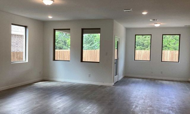 2415 Daisy Lane, Melissa, TX 75454