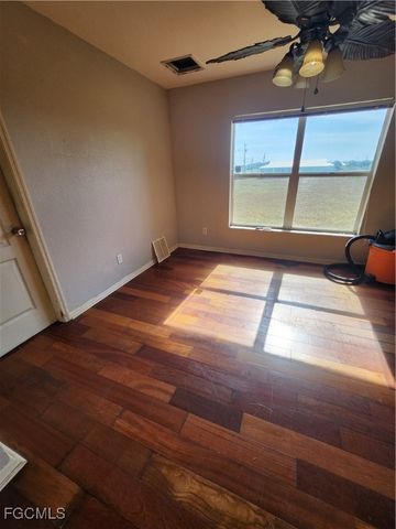 1402 NE 21st AVE, Cape Coral, FL 33909