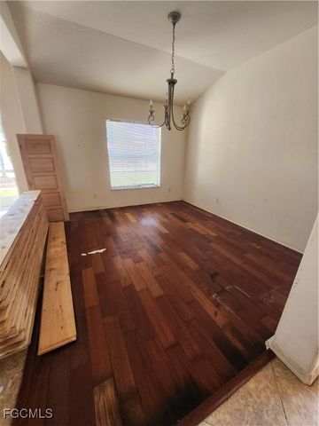 1402 NE 21st AVE, Cape Coral, FL 33909