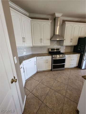 1402 NE 21st AVE, Cape Coral, FL 33909