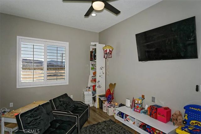 23280 Ramona Avenue, Apple Valley, CA 92307