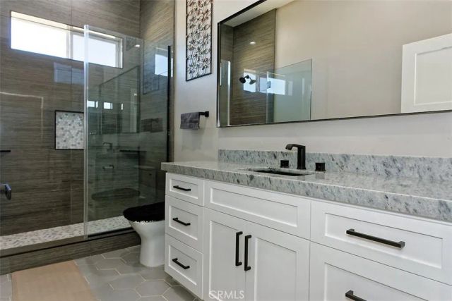 23280 Ramona Avenue, Apple Valley, CA 92307