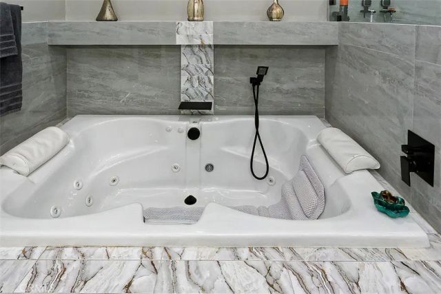 23280 Ramona Avenue, Apple Valley, CA 92307