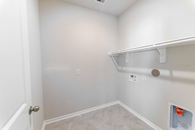426 Riesling Drive, Alvin, TX 77511