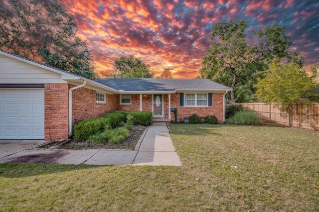 9221 W Suncrest St, Wichita, KS 67212