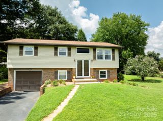 4671 Crystal Street, Claremont, NC 28610