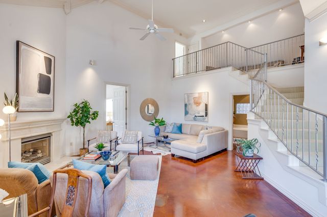 5065 Pershing Avenue, Fort Worth, TX 76107