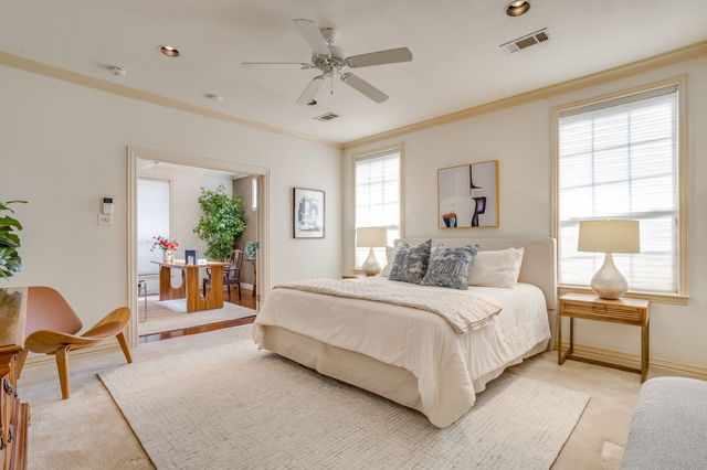 5065 Pershing Avenue, Fort Worth, TX 76107