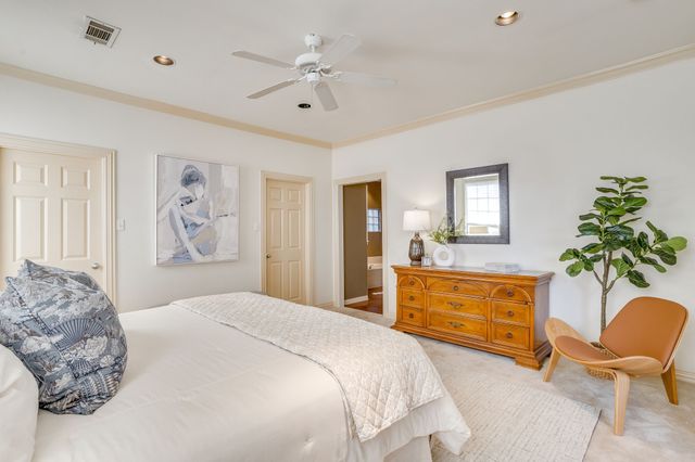 5065 Pershing Avenue, Fort Worth, TX 76107