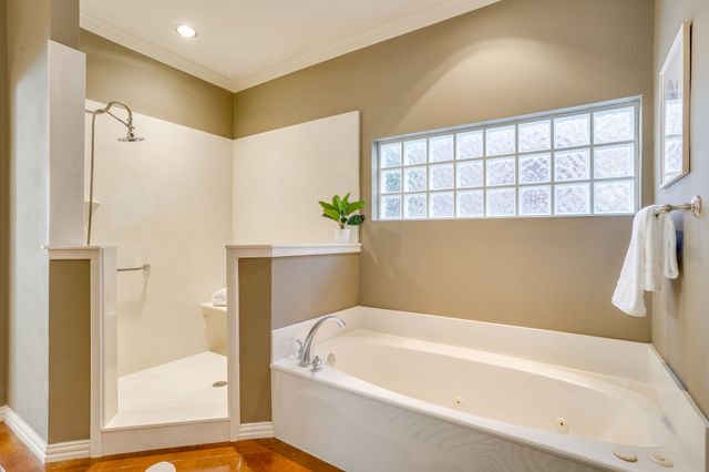 5065 Pershing Avenue, Fort Worth, TX 76107