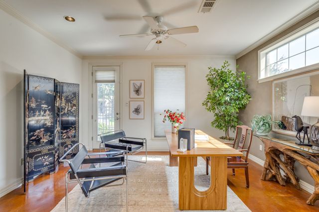 5065 Pershing Avenue, Fort Worth, TX 76107
