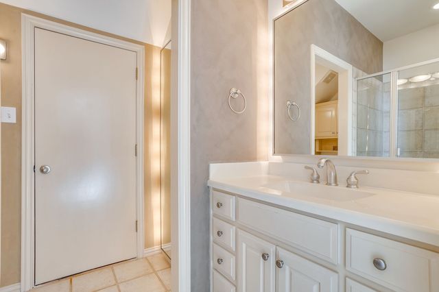 5065 Pershing Avenue, Fort Worth, TX 76107