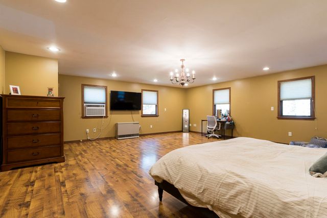 95 Plain Road, Hinsdale, NH 03451