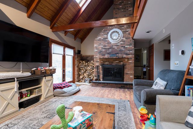 95 Plain Road, Hinsdale, NH 03451