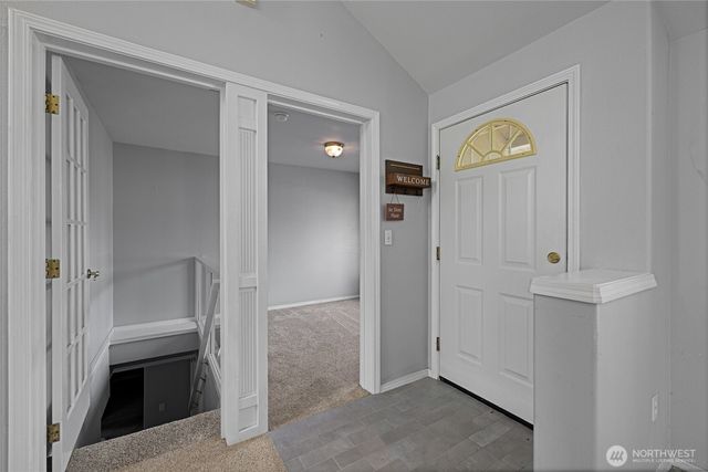 8 Lakewood Oaks Drive SW, Lakewood, WA 98499