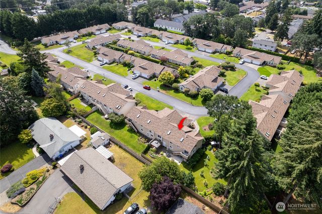 8 Lakewood Oaks Drive SW, Lakewood, WA 98499