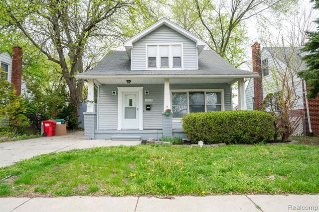 15315 Semrau Avenue, Eastpointe, MI 48021