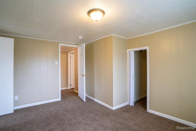 15315 Semrau Avenue, Eastpointe, MI 48021
