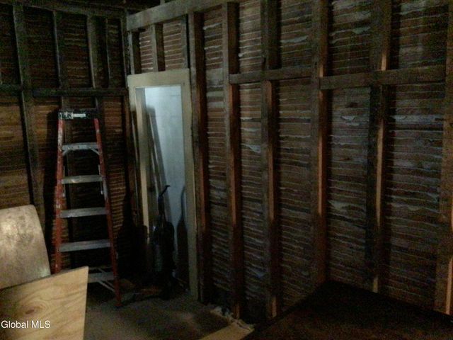 1339 3rd Avenue, Watervliet, NY 12189