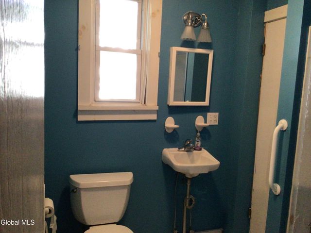 1339 3rd Avenue, Watervliet, NY 12189