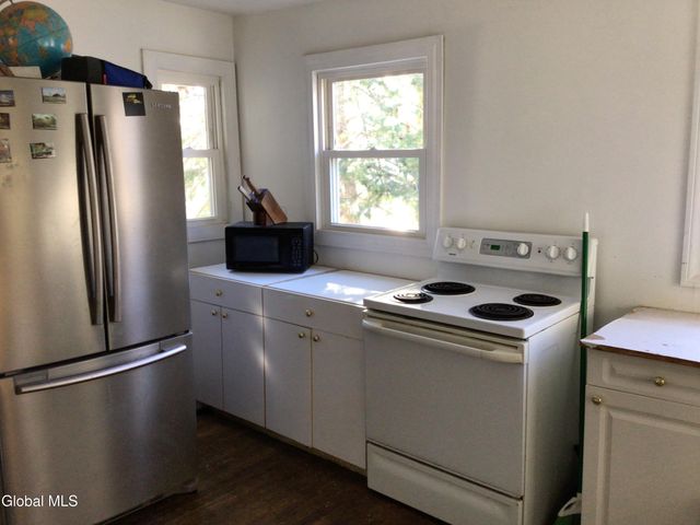 1339 3rd Avenue, Watervliet, NY 12189