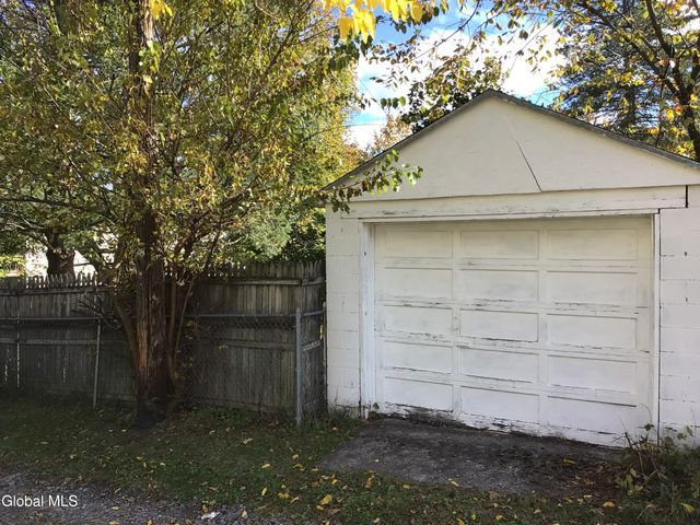 1339 3rd Avenue, Watervliet, NY 12189