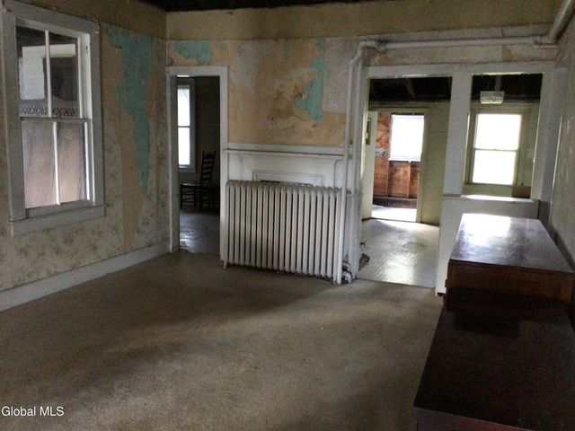 1339 3rd Avenue, Watervliet, NY 12189