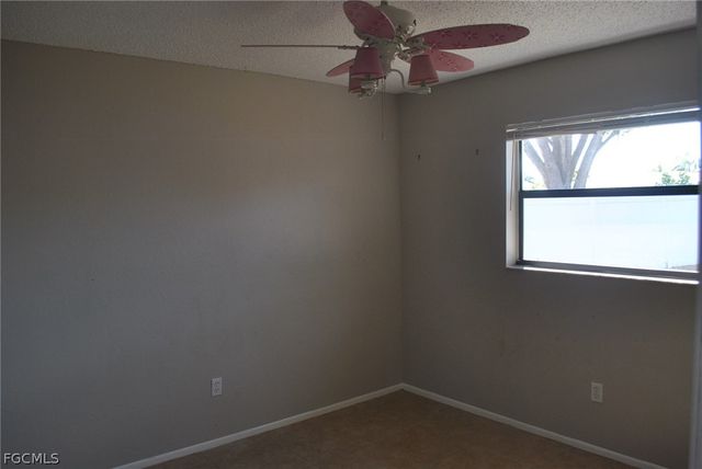 1424 Carmelle DR, Fort Myers, FL 33919