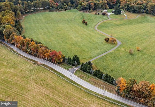 GLENSIDE RD, Downingtown, PA 19335