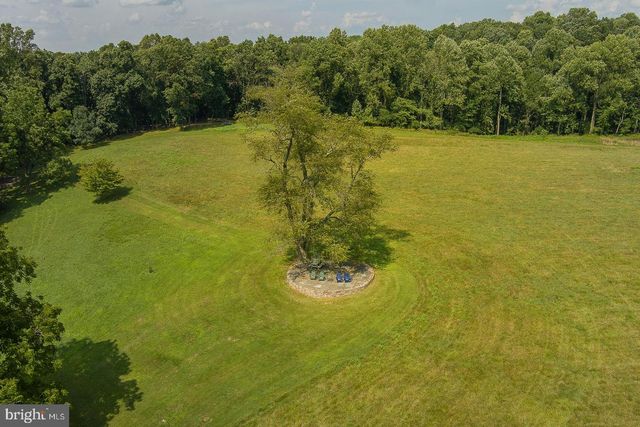 GLENSIDE RD, Downingtown, PA 19335