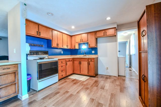 7882 Sebring Drive, Huber Heights, OH 45424