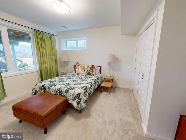 194 DEREK DR, Boalsburg, PA 16827