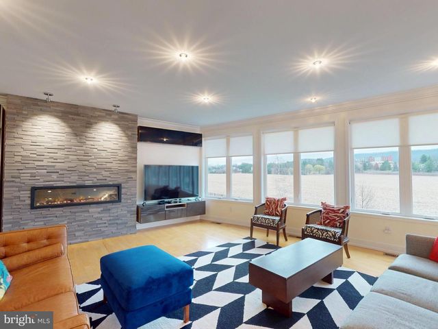 194 DEREK DR, Boalsburg, PA 16827