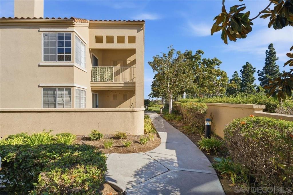 7320 Calle Cristobal 70, San Diego, CA 92126 — photo 2