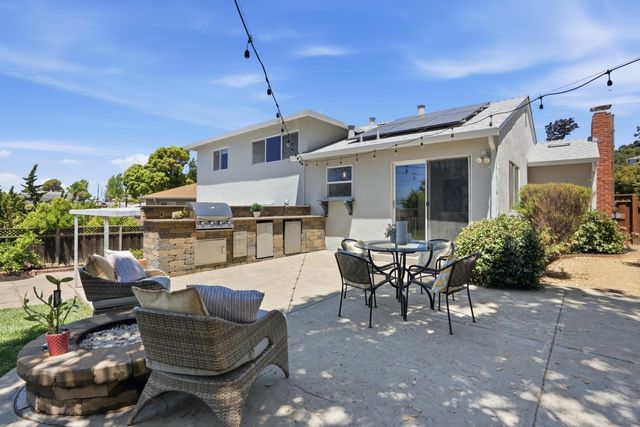 19054 Vannoy Court, Castro Valley, CA 94546