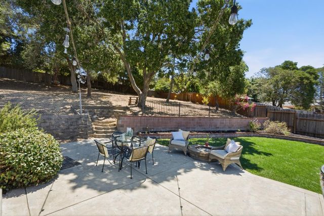 19054 Vannoy Court, Castro Valley, CA 94546